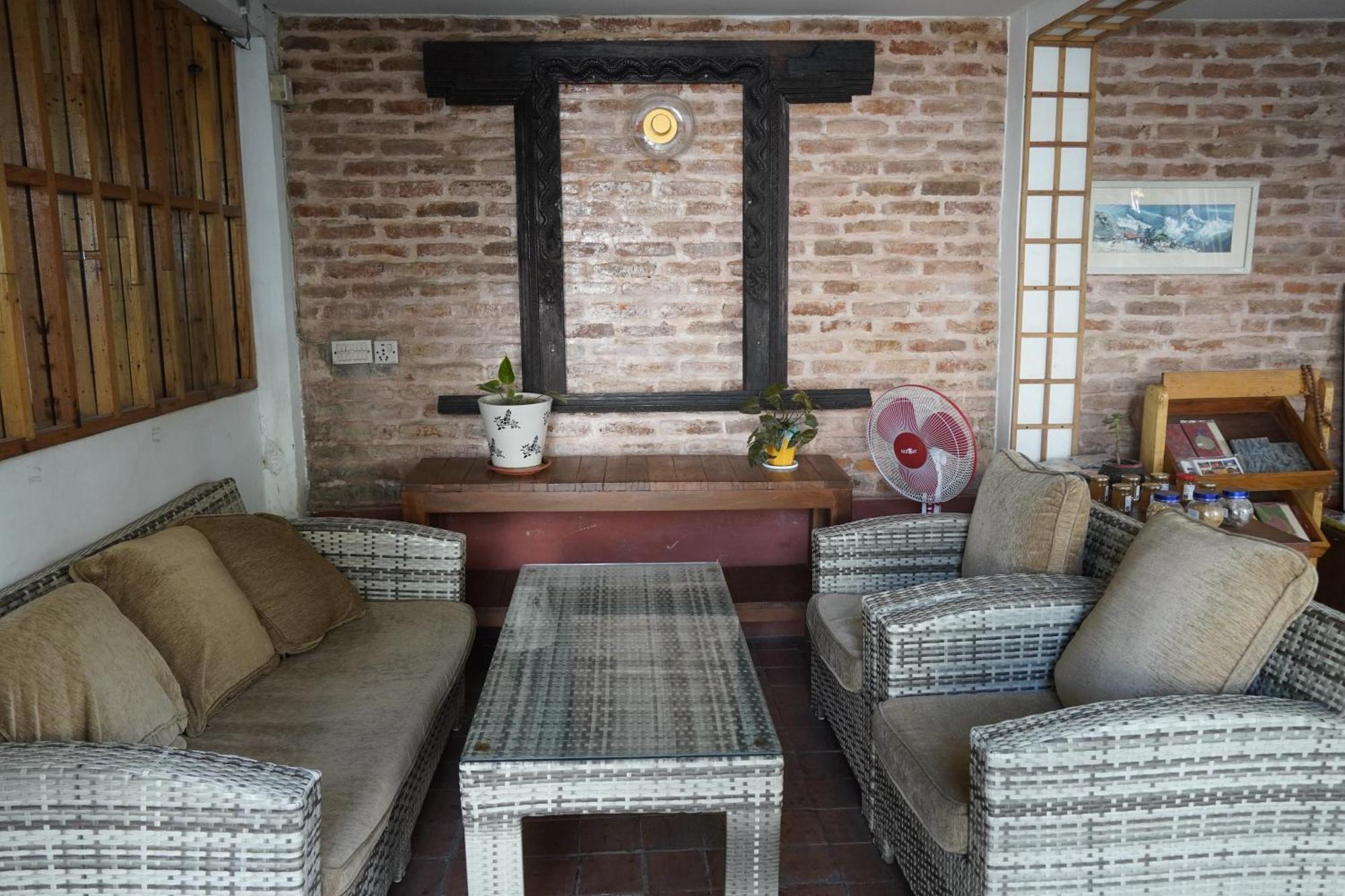 Cocina Mitho Chha Bnb Катманду Екстер'єр фото